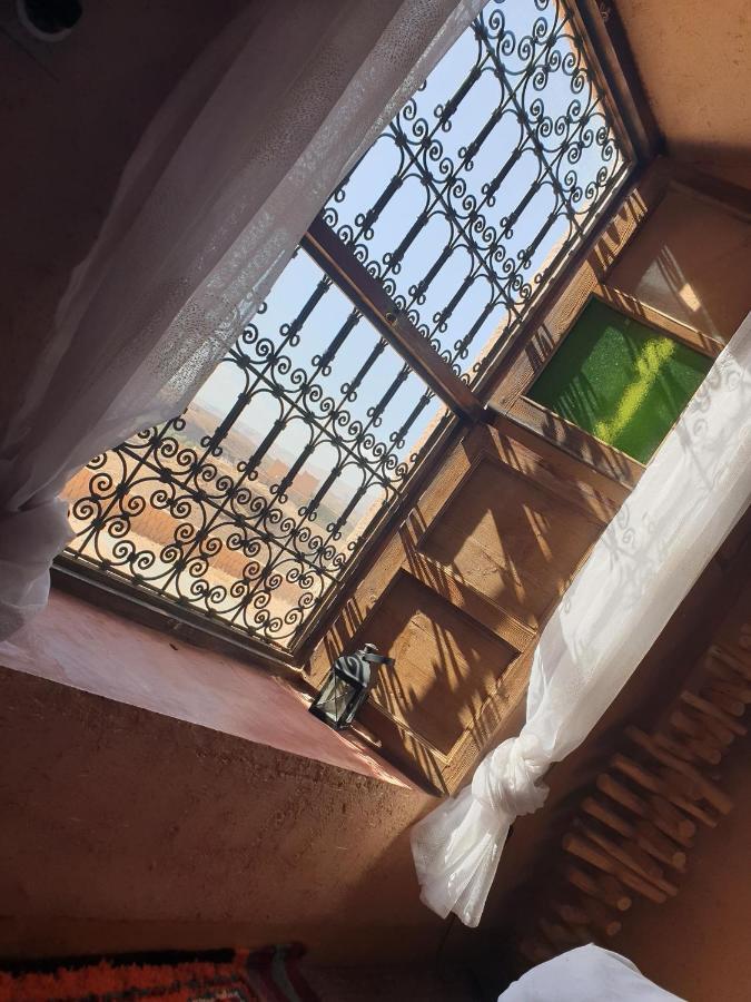 Maison D'Hotes Izza Kelaat-M'Gouna Ngoại thất bức ảnh