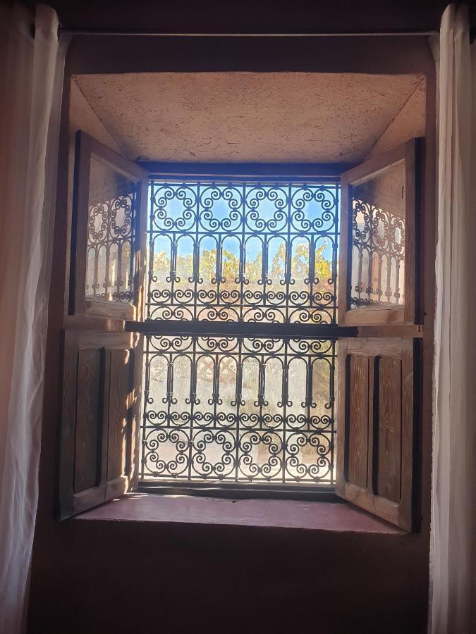Maison D'Hotes Izza Kelaat-M'Gouna Ngoại thất bức ảnh
