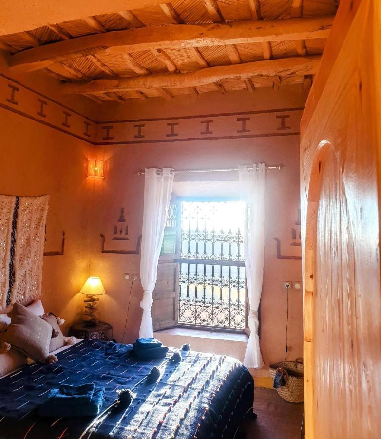 Maison D'Hotes Izza Kelaat-M'Gouna Ngoại thất bức ảnh