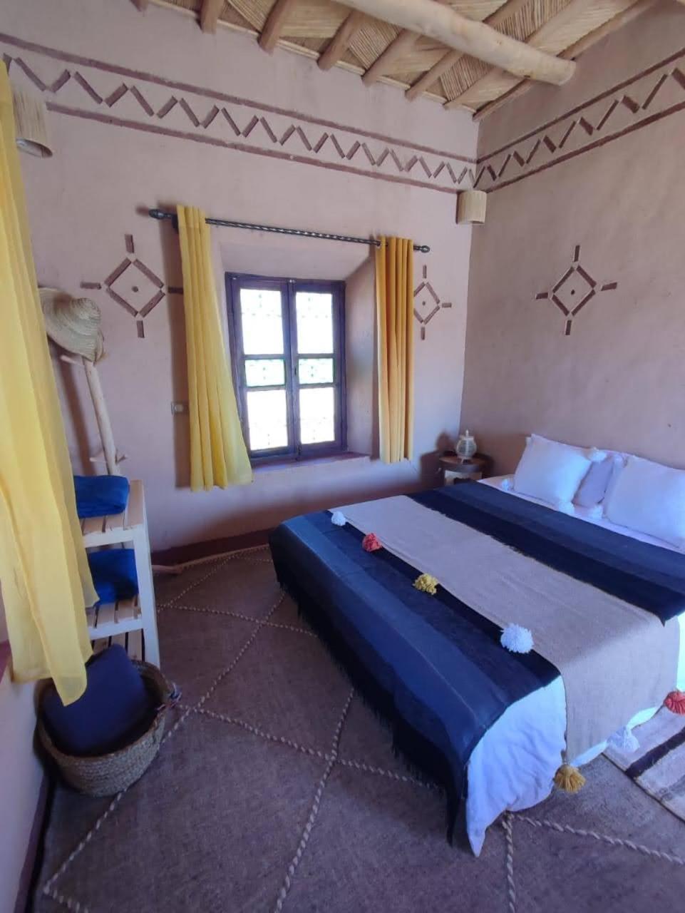 Maison D'Hotes Izza Kelaat-M'Gouna Ngoại thất bức ảnh