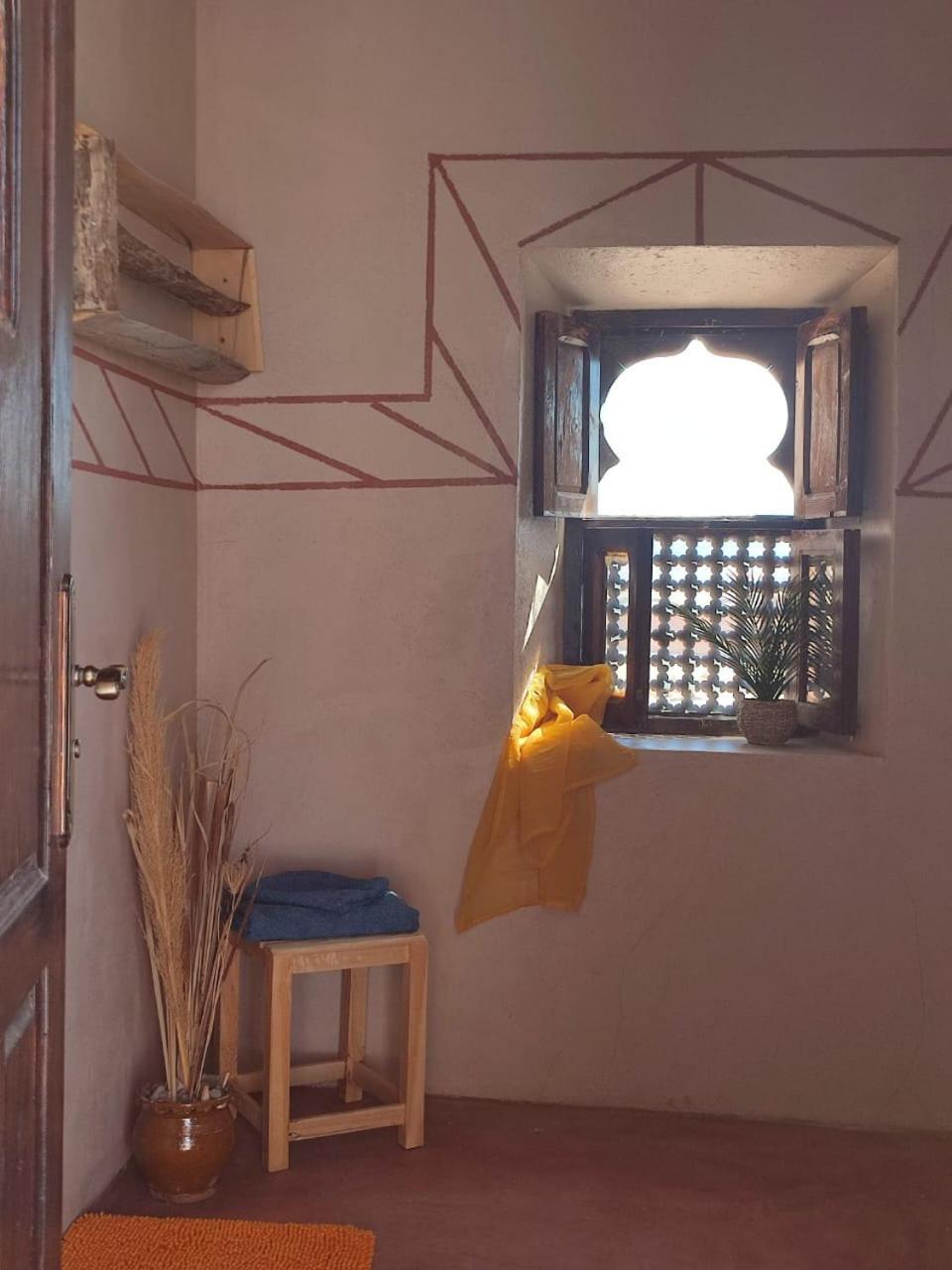 Maison D'Hotes Izza Kelaat-M'Gouna Ngoại thất bức ảnh