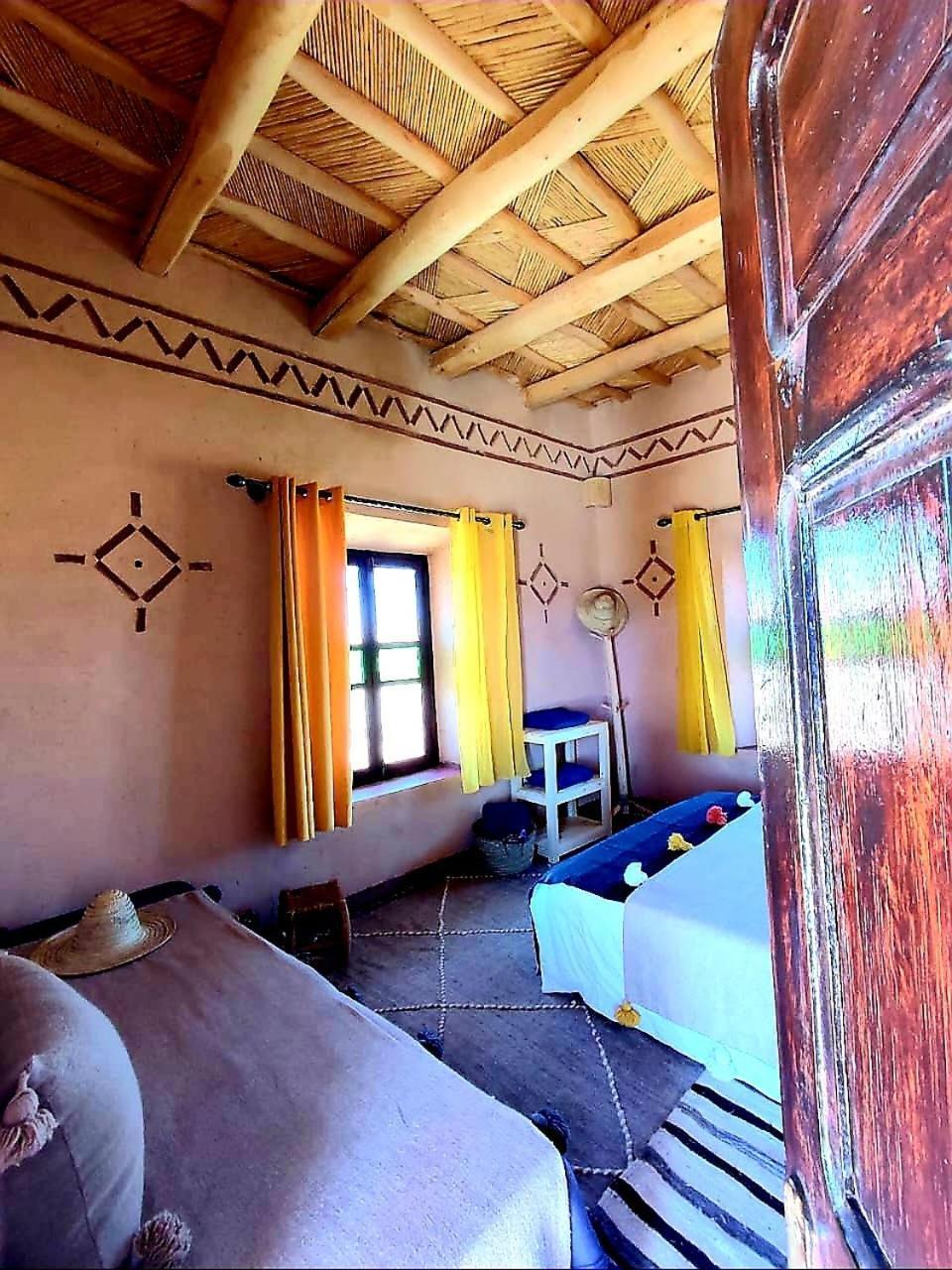 Maison D'Hotes Izza Kelaat-M'Gouna Ngoại thất bức ảnh