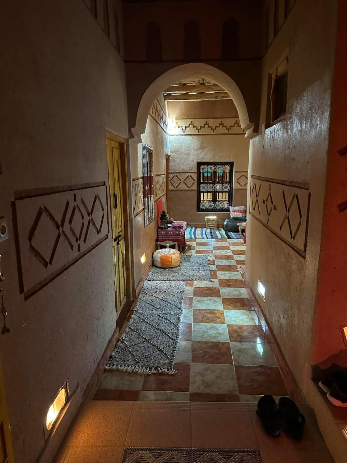 Maison D'Hotes Izza Kelaat-M'Gouna Ngoại thất bức ảnh