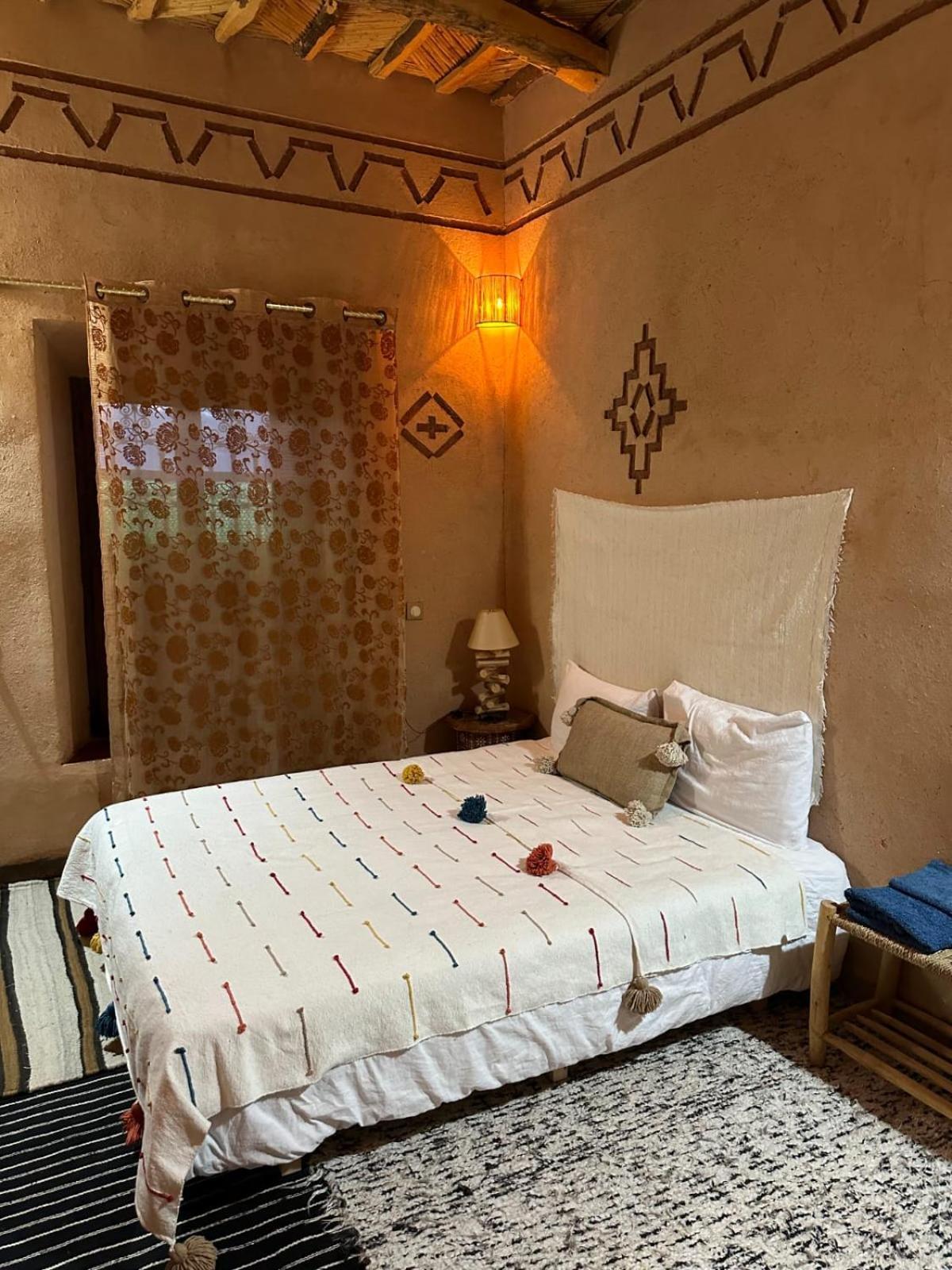 Maison D'Hotes Izza Kelaat-M'Gouna Ngoại thất bức ảnh